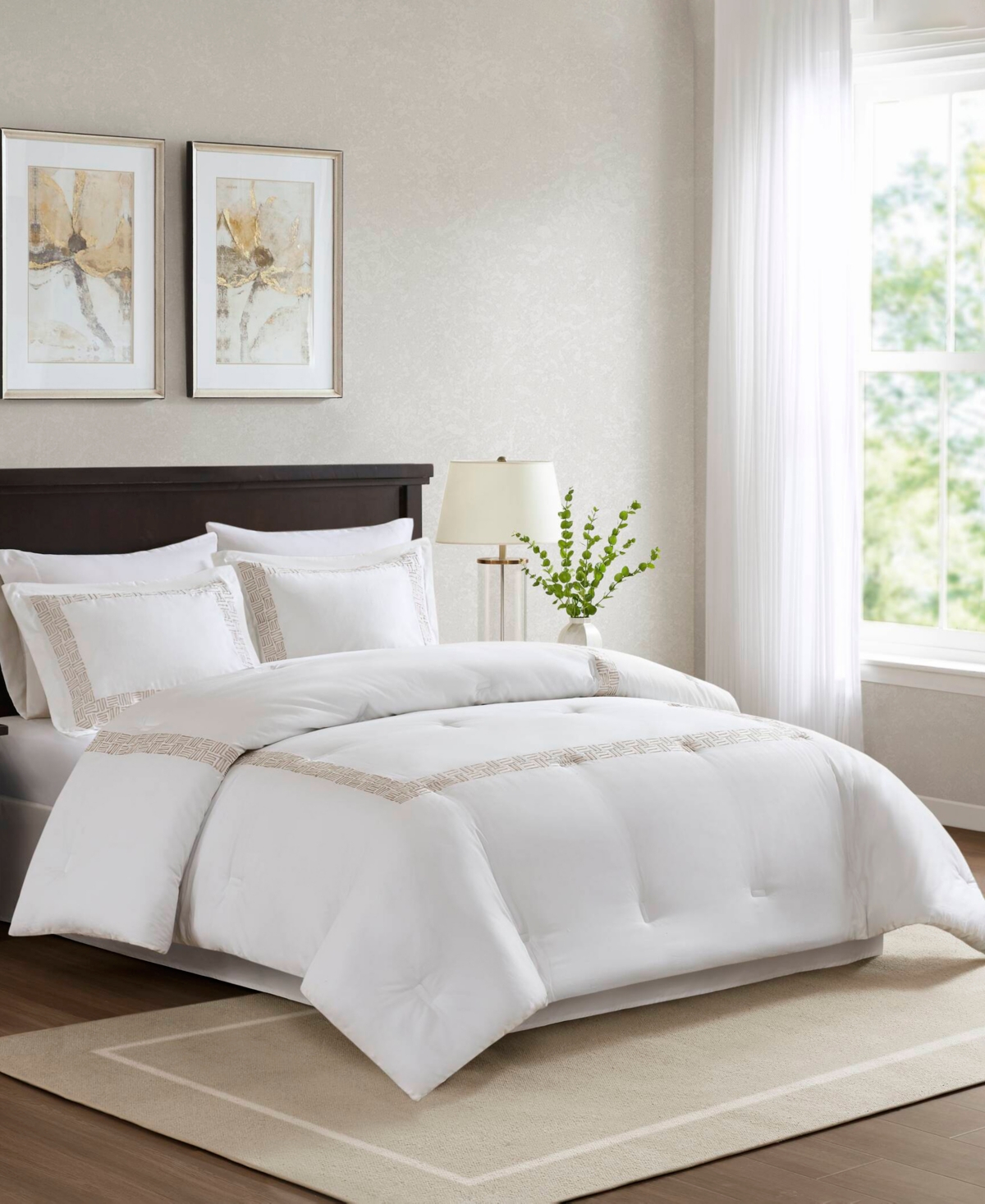 Harbor House Nile Embroidery Oversized 4-pc. Comforter Set, Cal King In Multi