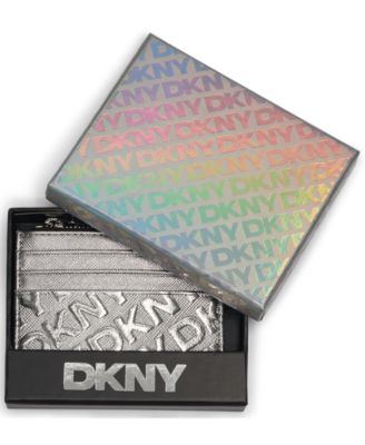 Boxed Ashlyn Snap Closure Card Case