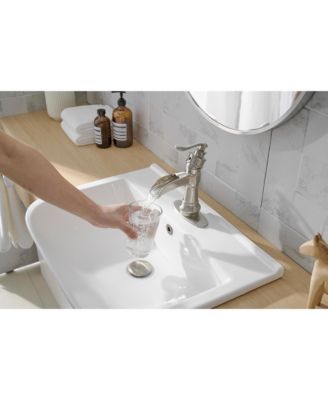 Single Hole Single-Handle Low-Arc Bathroom Faucet in Matte Black