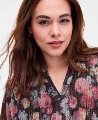 Plus Size Long-Sleeve V-Neck Top