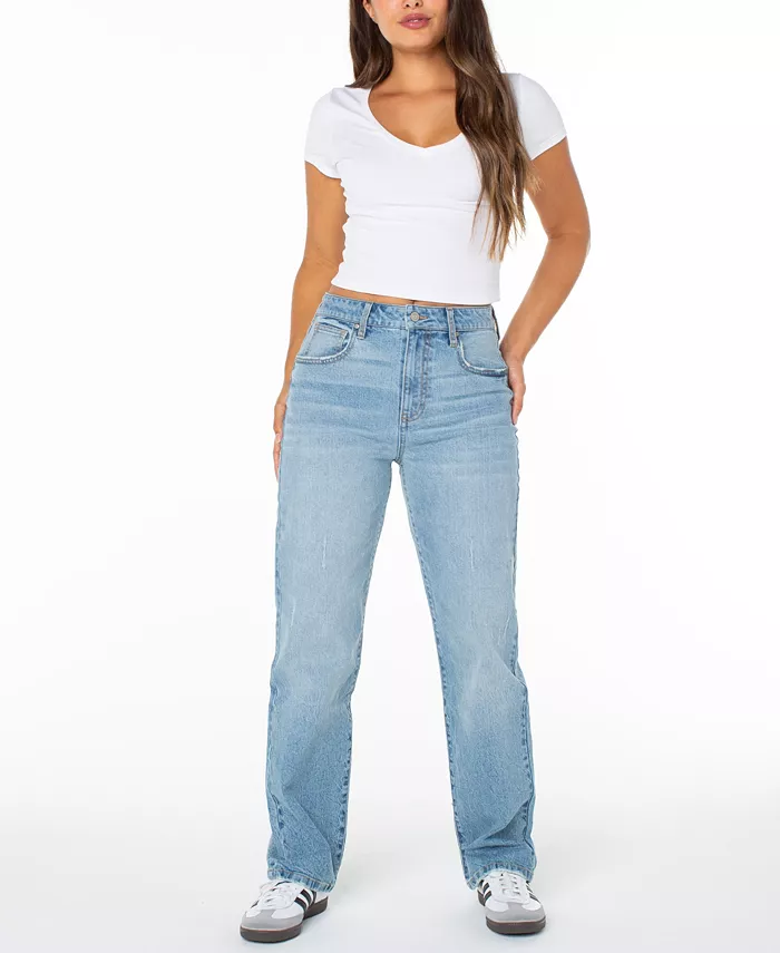 Juniors' Skater Straight-Leg Jeans