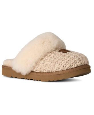 UGG®