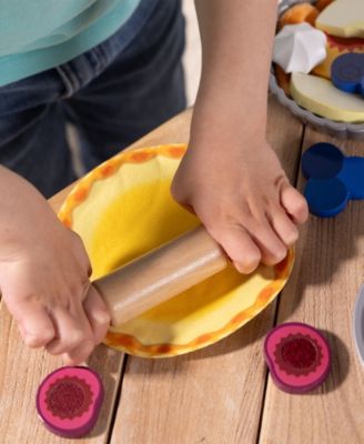 Melissa & Doug Doughlicious Cook, Bake & Serve Pretend Play Set