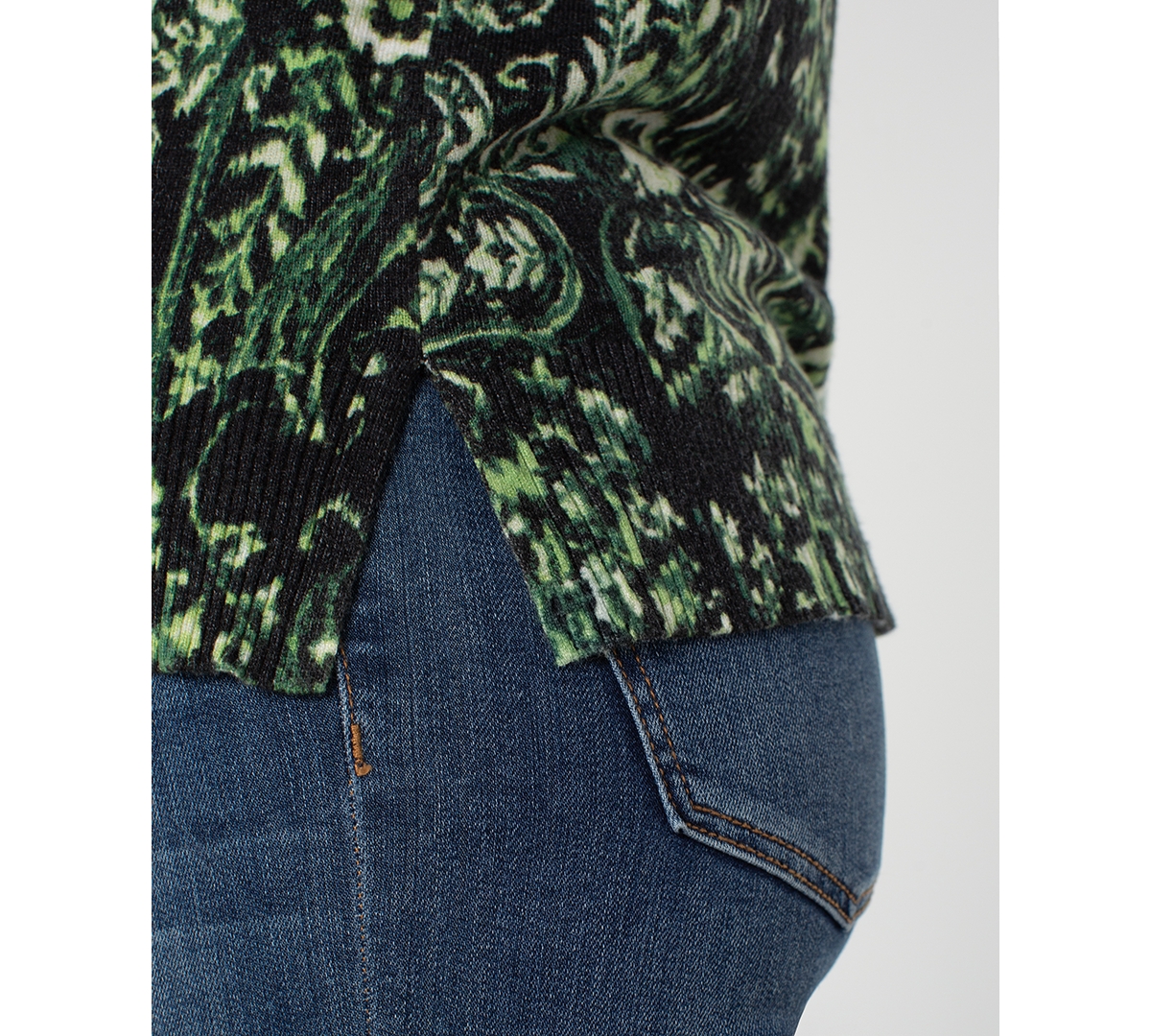 Liverpool Los Angeles Print Sweater In Green