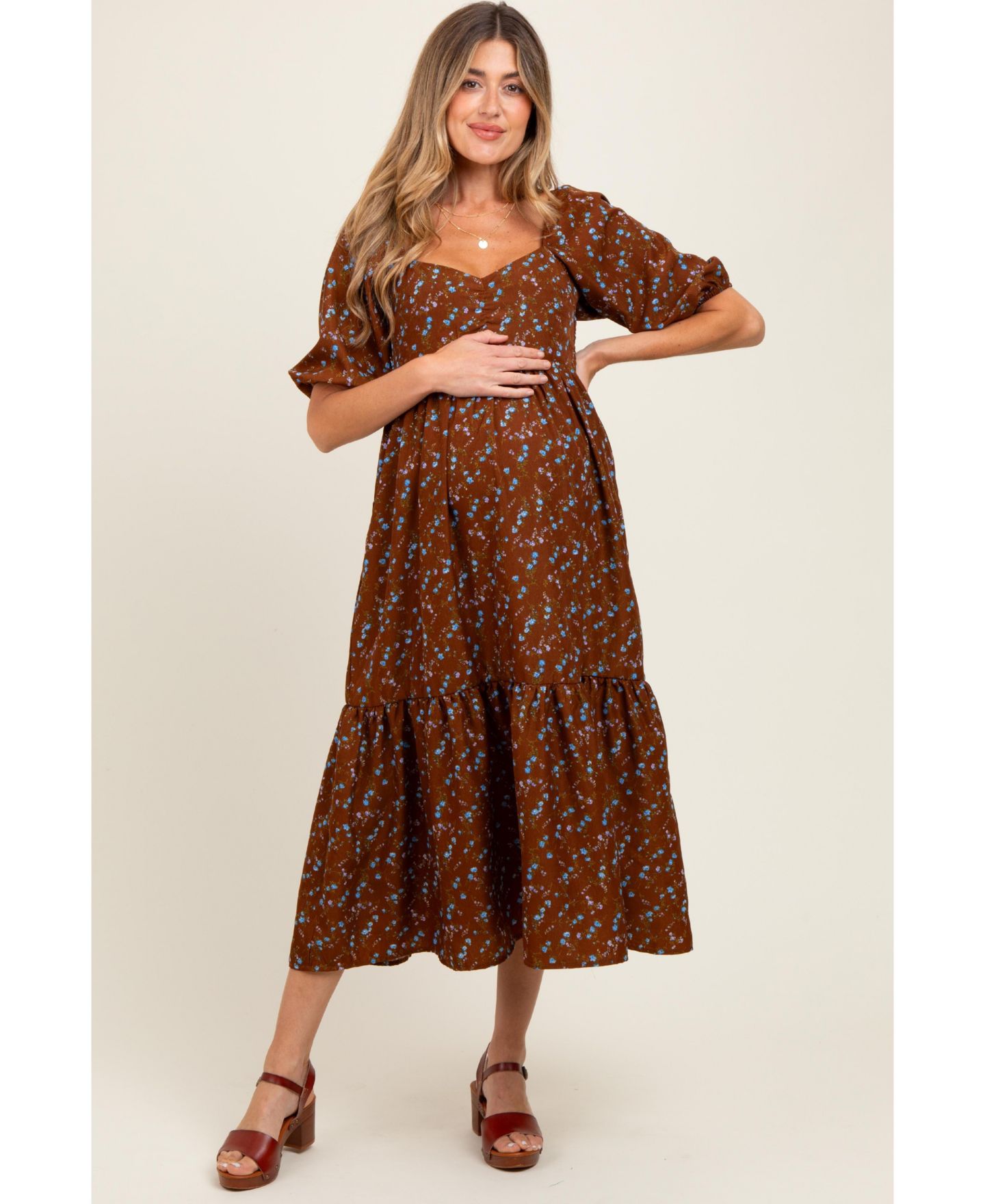 Женское платье Pinkblush Maternity Mocha Floral Sweetheart Puff Sleeve Midi, цвет: Мокко — фото 1