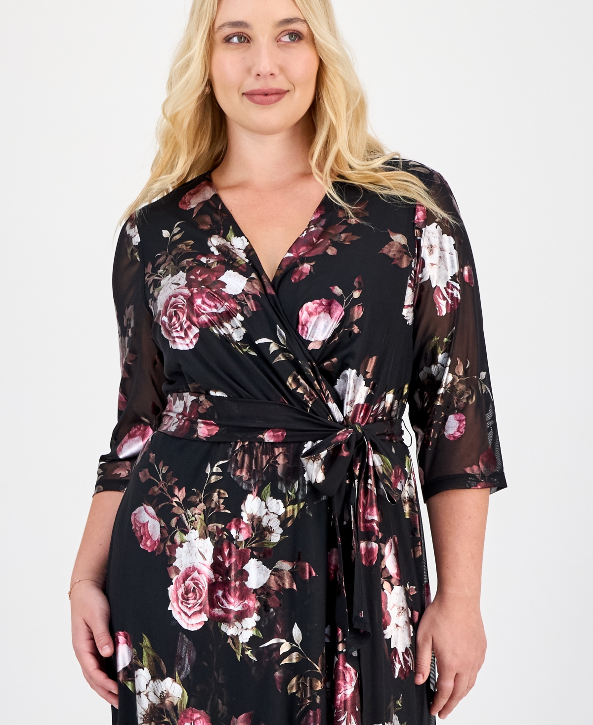 Connected Plus Size V-Neck Belted 3/4-Sleeve Dress