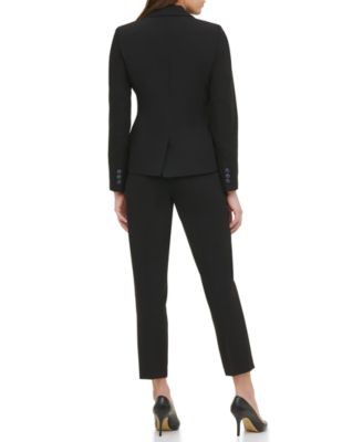 Women’s One-Button Blazer