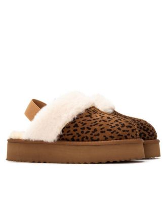 Women's Suede Slingback Clogs By XTI