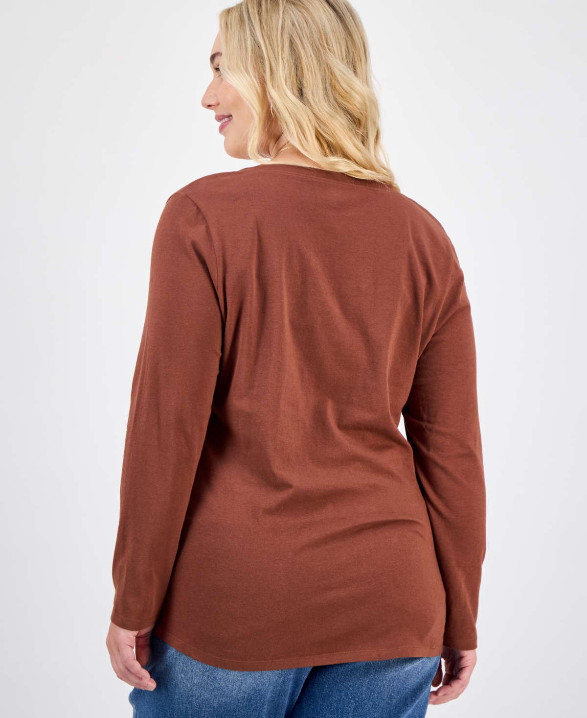 Aveto Plus Size V-neck Top In Brown