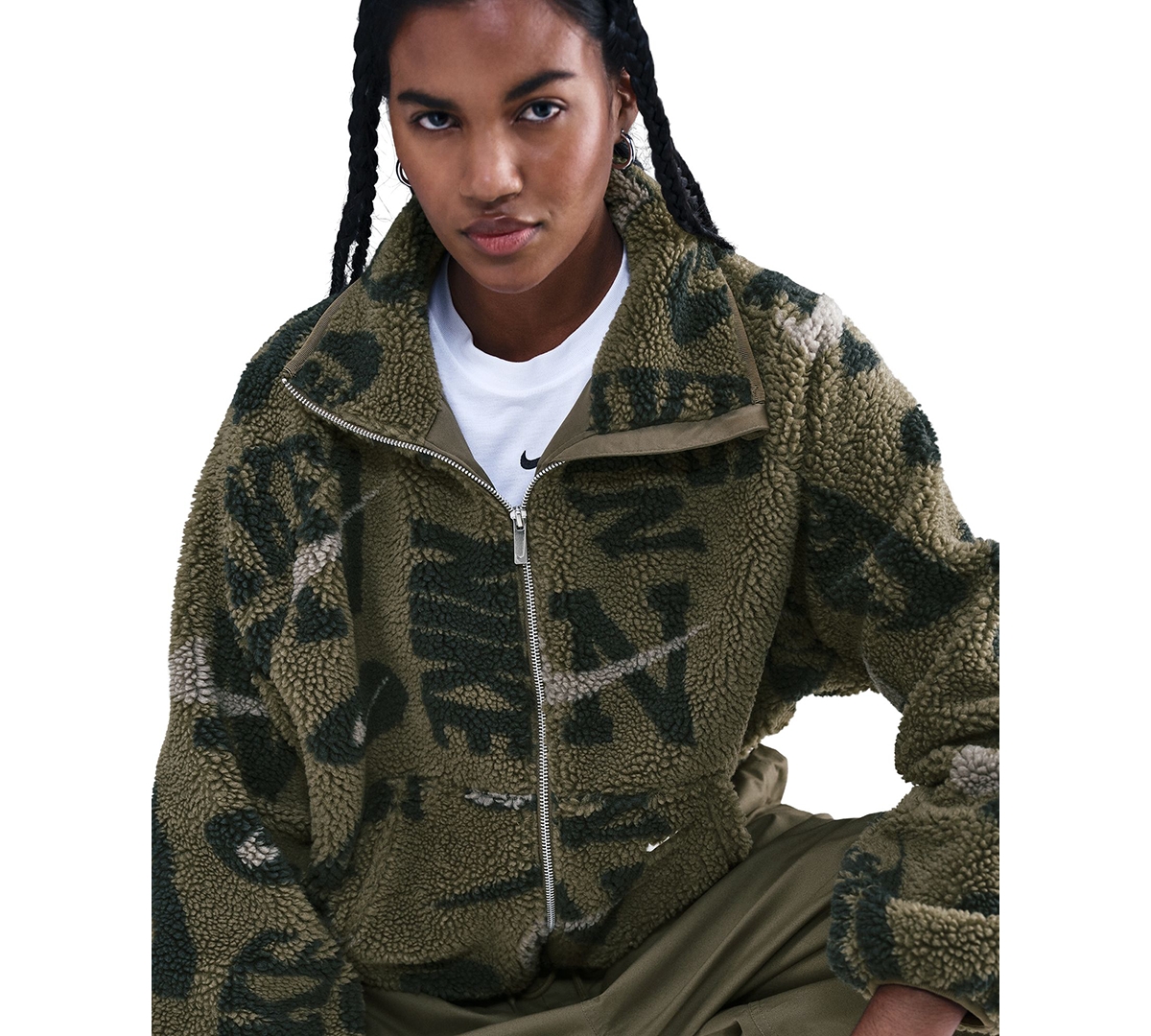 Nike Women's Street High-pile Long Sleeve Jacket In Green