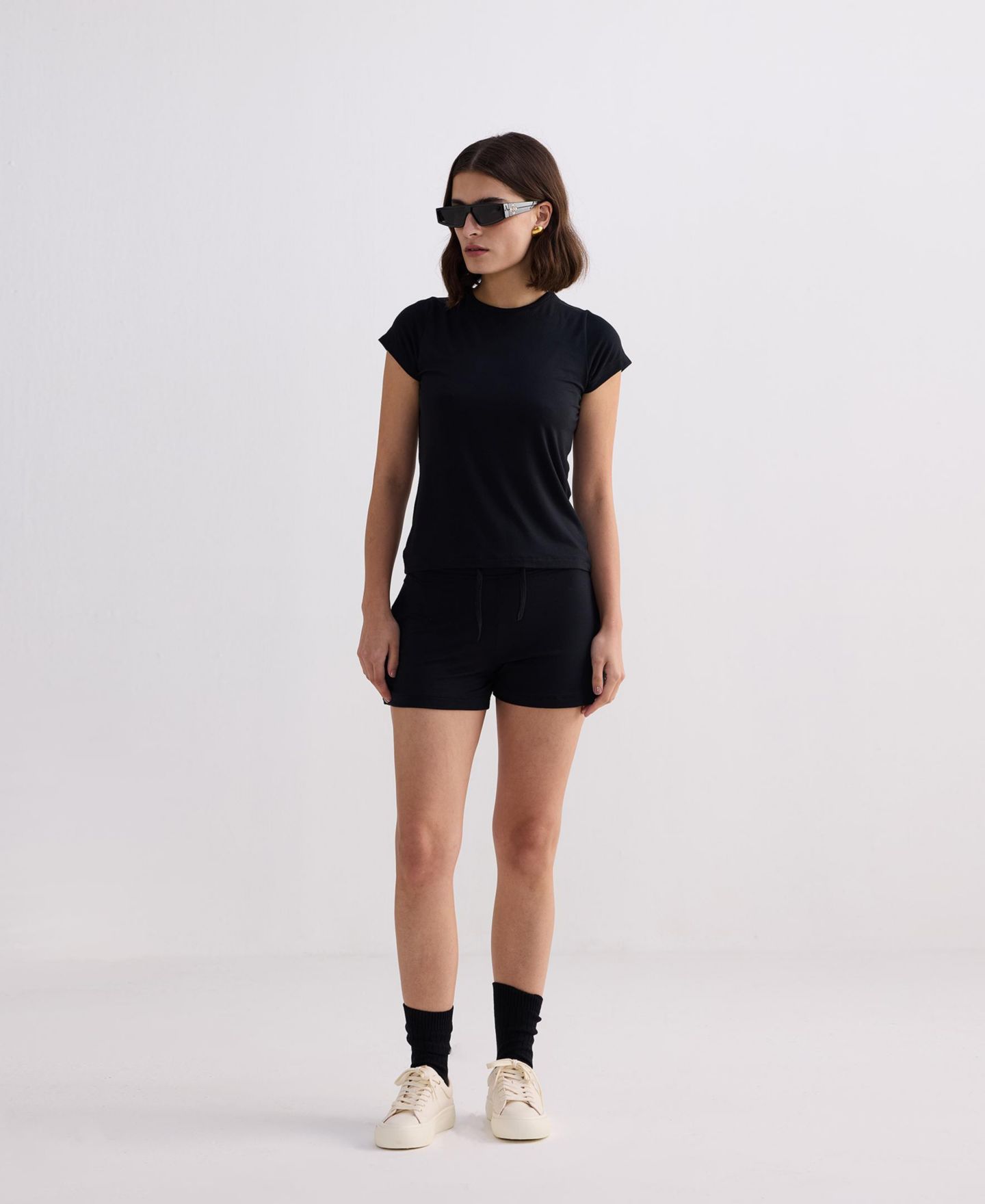 Женская футболка Reistor Essential Short Sleeve, цвет: Чёрный — фото 6