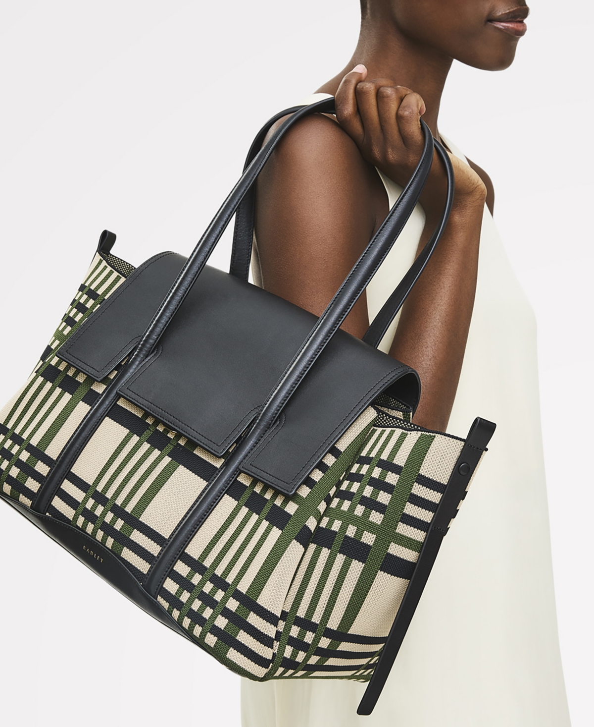Radley London The Chancery Fly Knit Large Flapover Shoulder Bag
