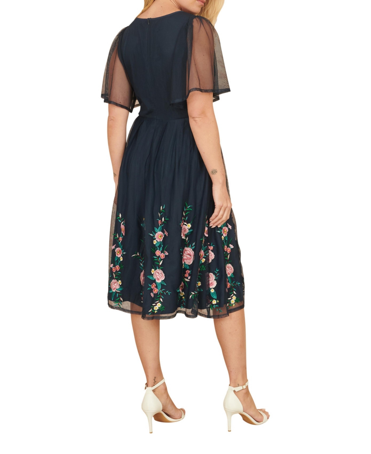 Yumi Women's Embroidered Mesh Sleeve Prom Dress