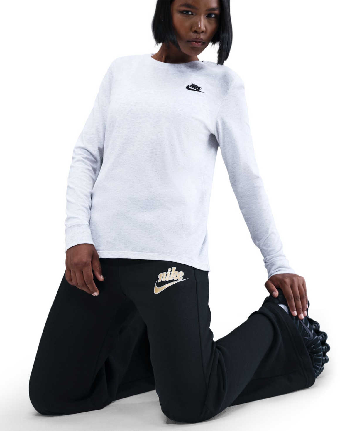 Nike Women's Club Fleece Mid-rise Wide-leg Pants In Black