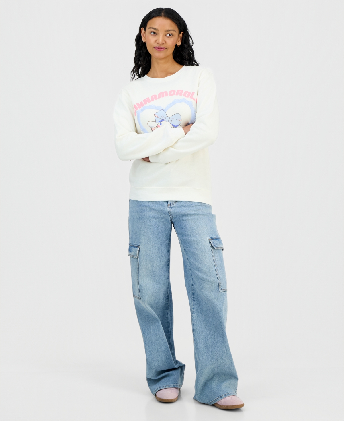 Love Tribe Juniors' Cinnamoroll Crewneck Sweatshirt In White