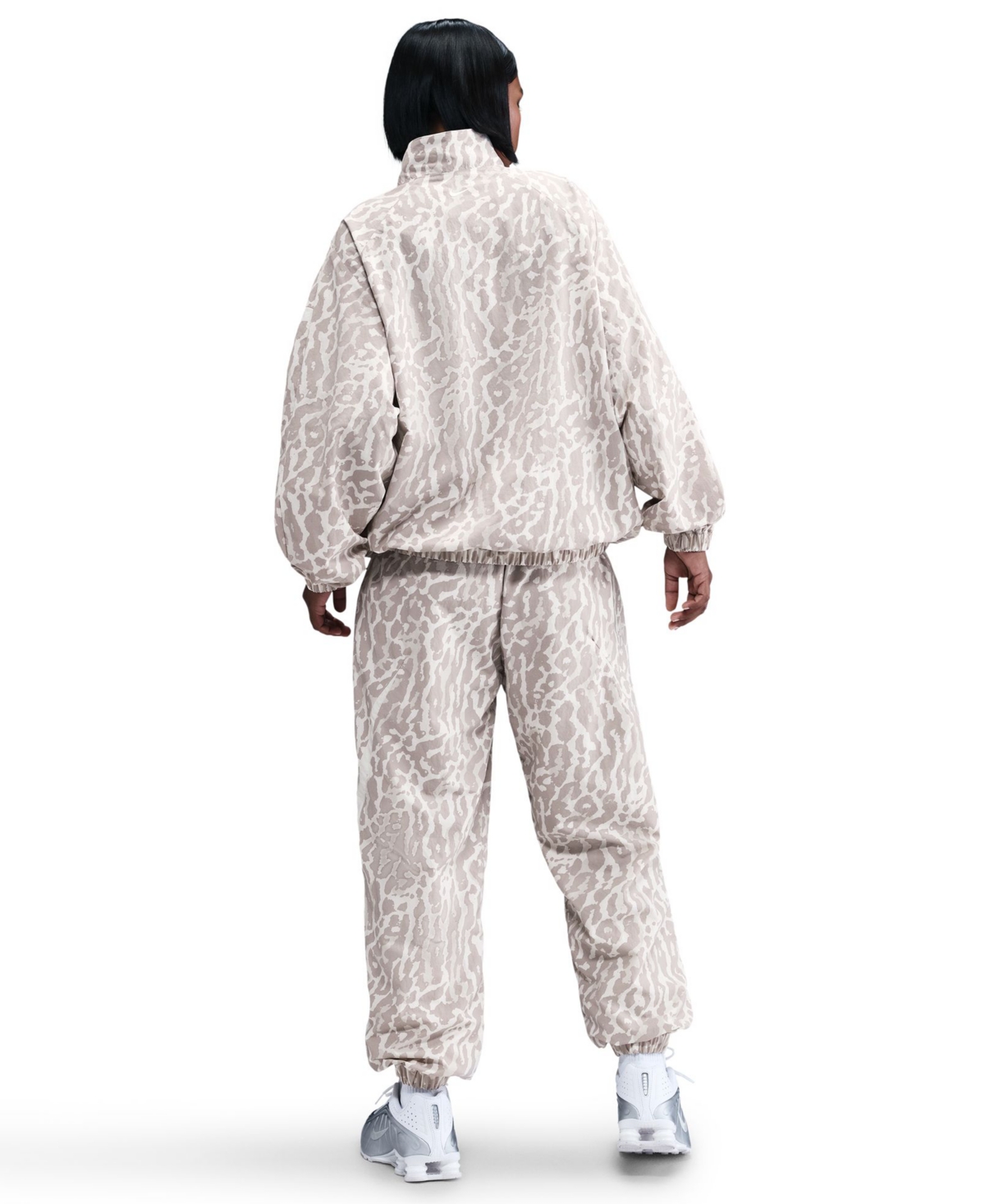 Nike Women's Long Sleeve Jacket