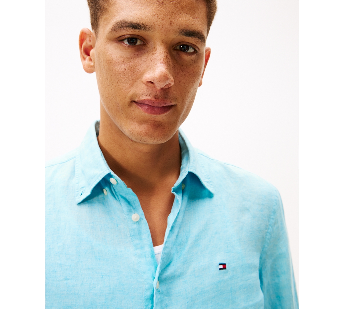 Tommy Hilfiger Men's Pigment-dyed Linen Button-down Long Sleeve Shirt In Blue