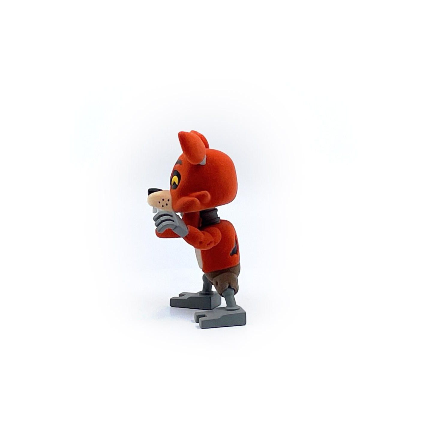 Детская фигурка Youtooz Five Nights at Freddy's Collection Flocked Foxy Vinyl Figure — фото 4