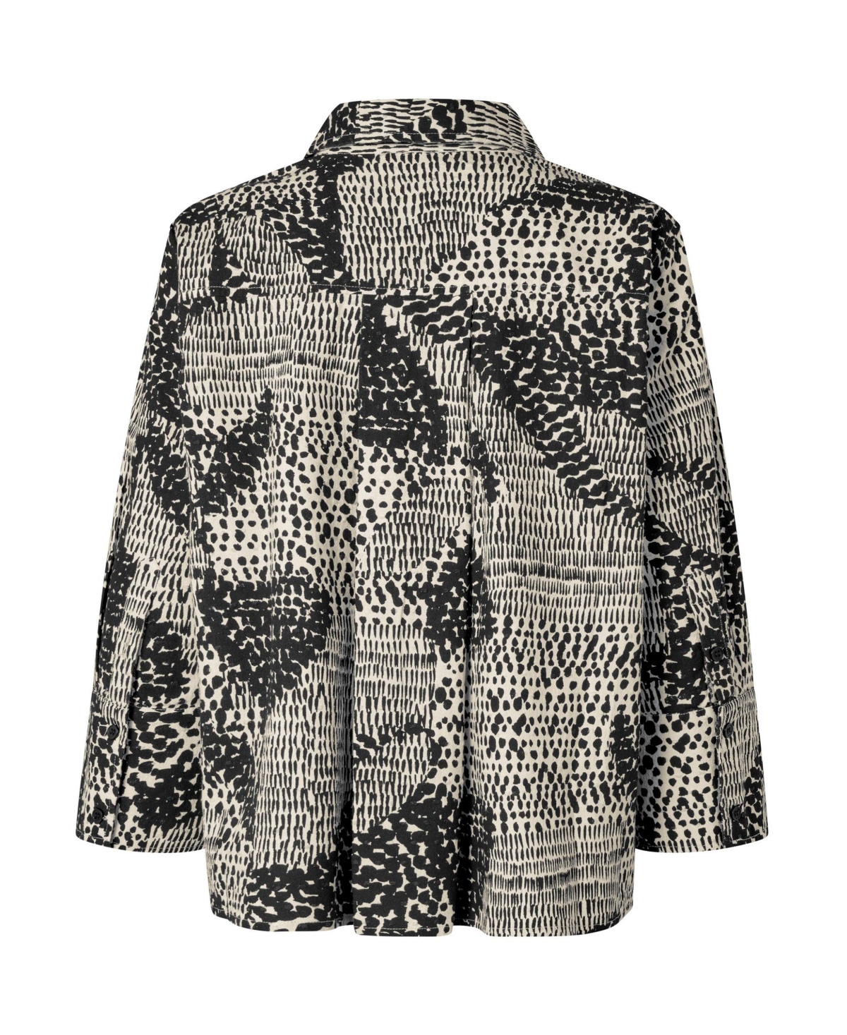 Masai Copenhagen Women's MaIduki 3/4 Sleeve V-Neck Shirt