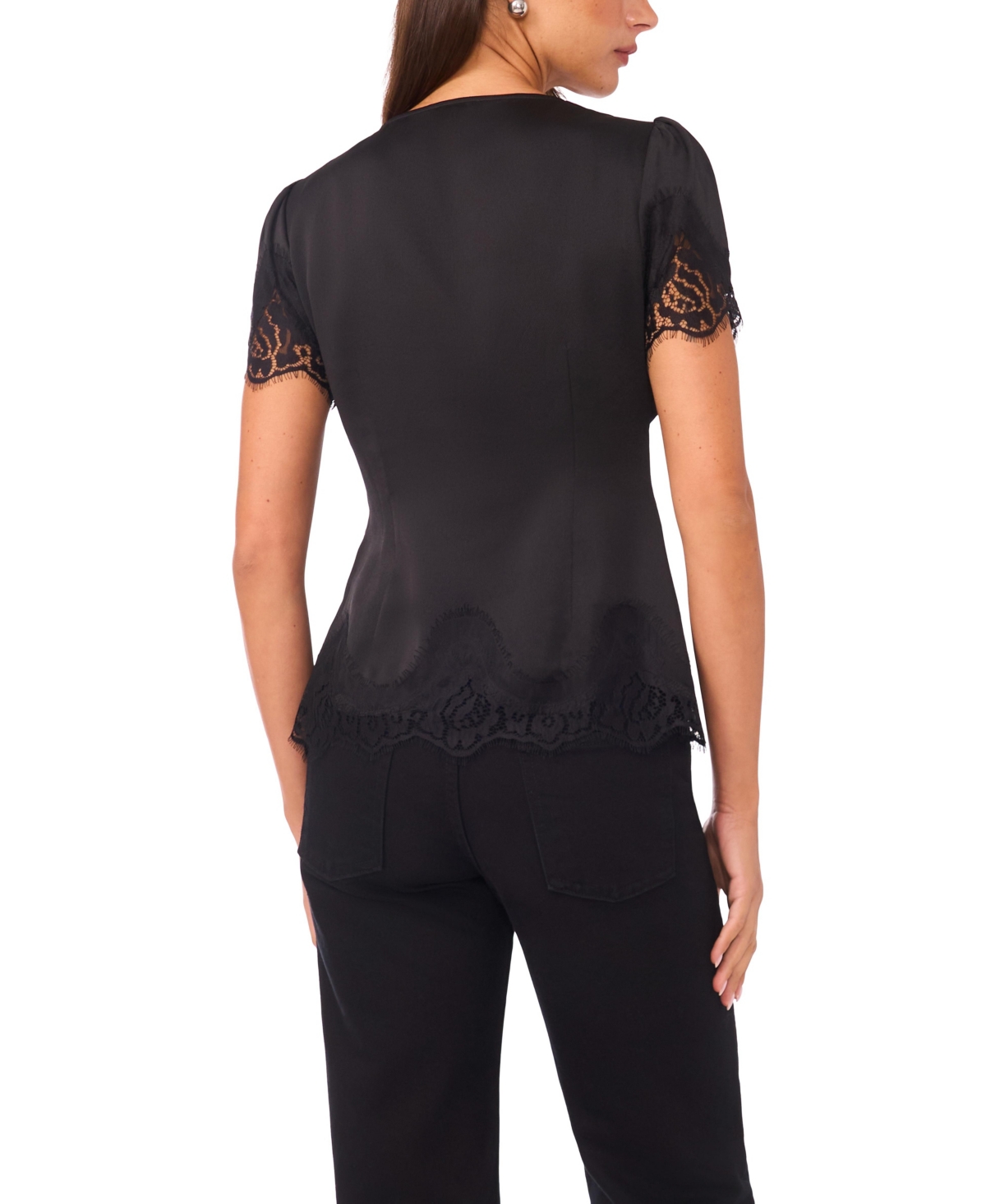 Vince Camuto Women's Short Sleeve V-Neck Lace Top