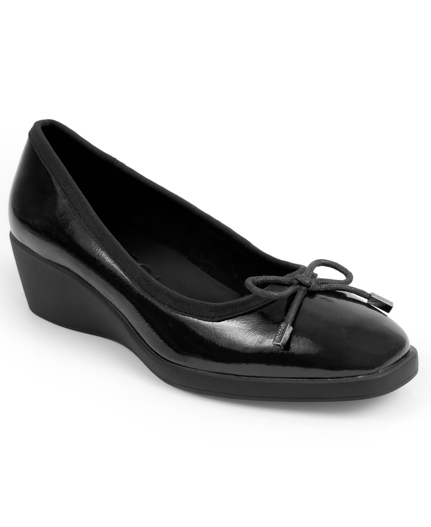 Женские туфли Aerosoles Tema Slip-On Wedge Pumps, цвет: Чёрный искусственная лаковая кожа — фото 1