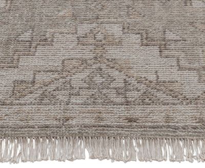 Palace Whitley 2'x3' Area Rug