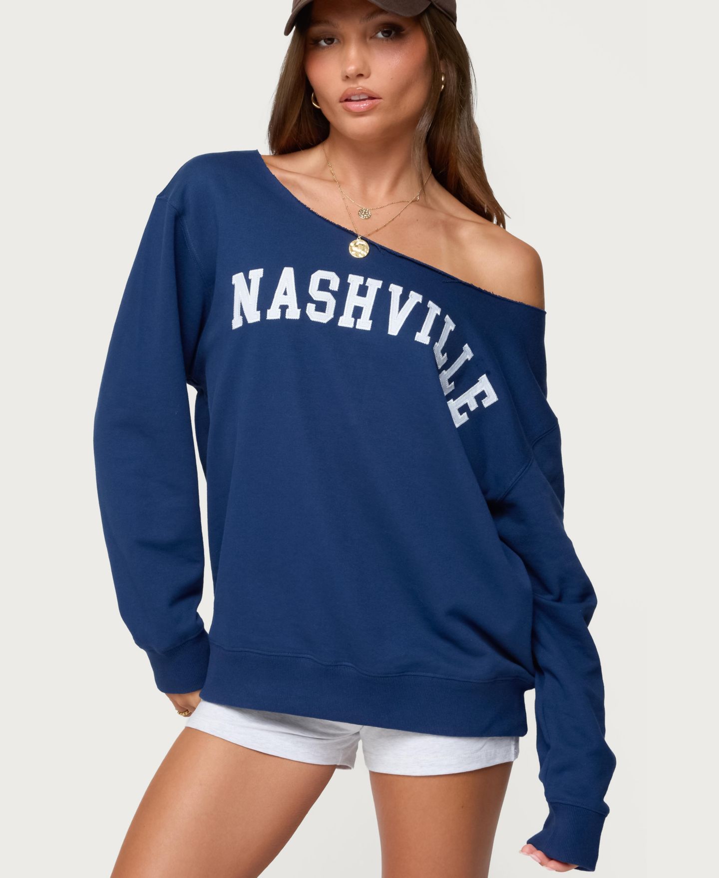 Женский свитшот Edikted Nashville оверсайз с широким вырезом, цвет: Тёмно-синий — фото 1
