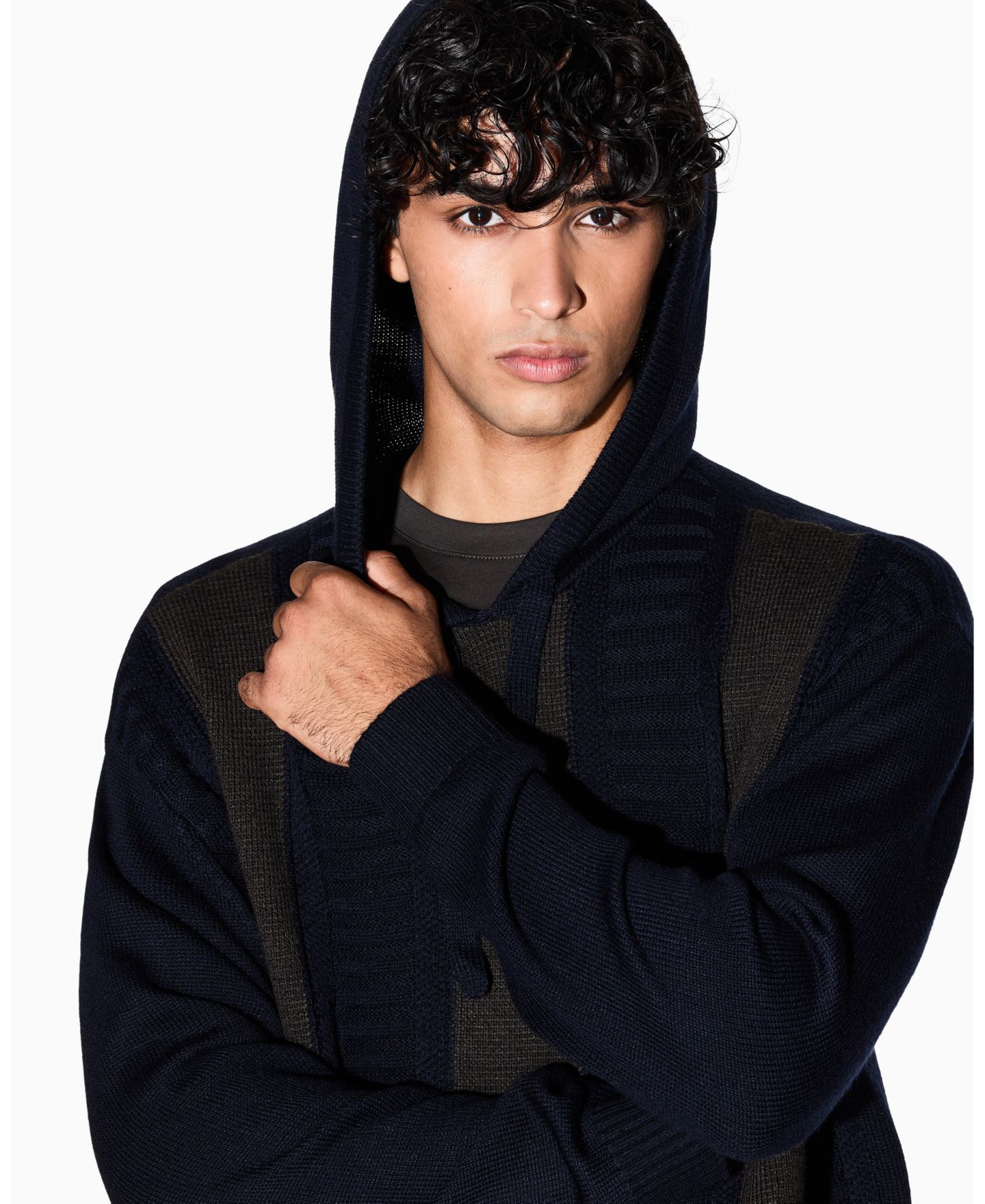 Мужской свитер A|X Armani Exchange Wool Color Block Hood — фото 3