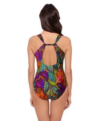 Women's One-Piece Pull-On Swimsuit