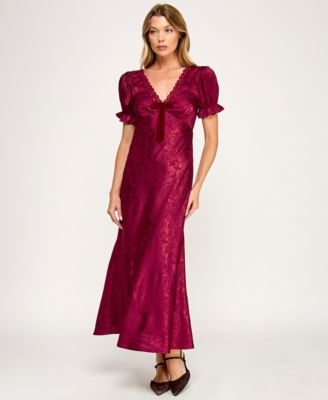 ROW A - Juniors' Short Sleeves V-Neck Dress