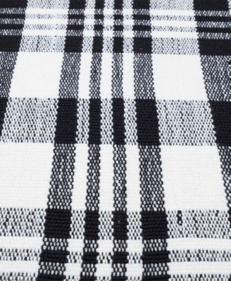 Plaid Indoor and Outdoor Layering Rug, 24" x 36"