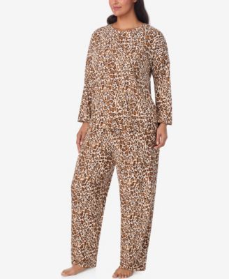 Plus Size Printed Round Neck Top and Pants Pajama Set