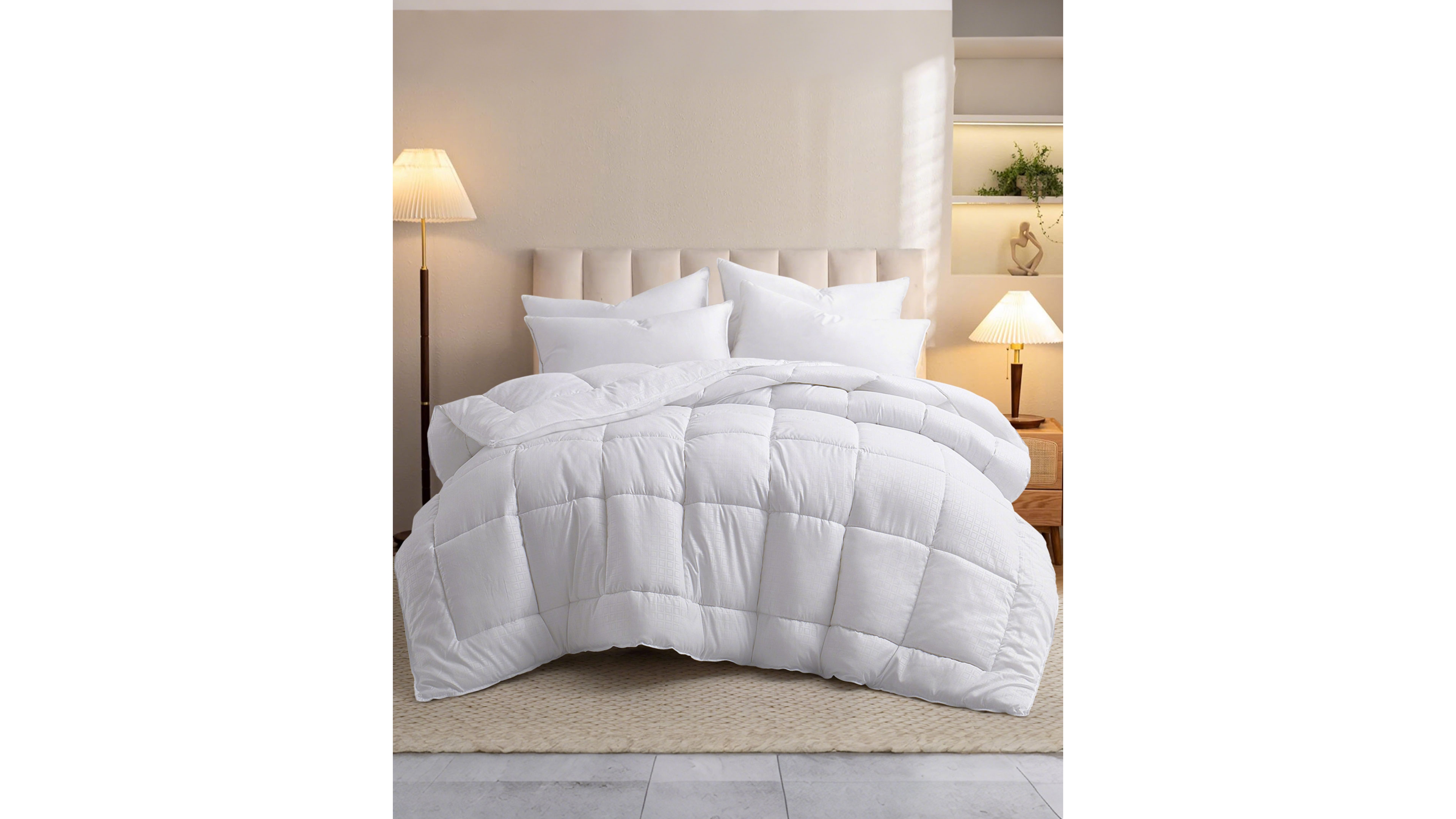 Unikome All Season Machine Washable Comforter, Twin