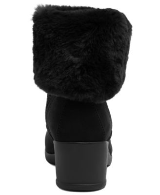 Women's Carlyta Cozy Wedge Booties