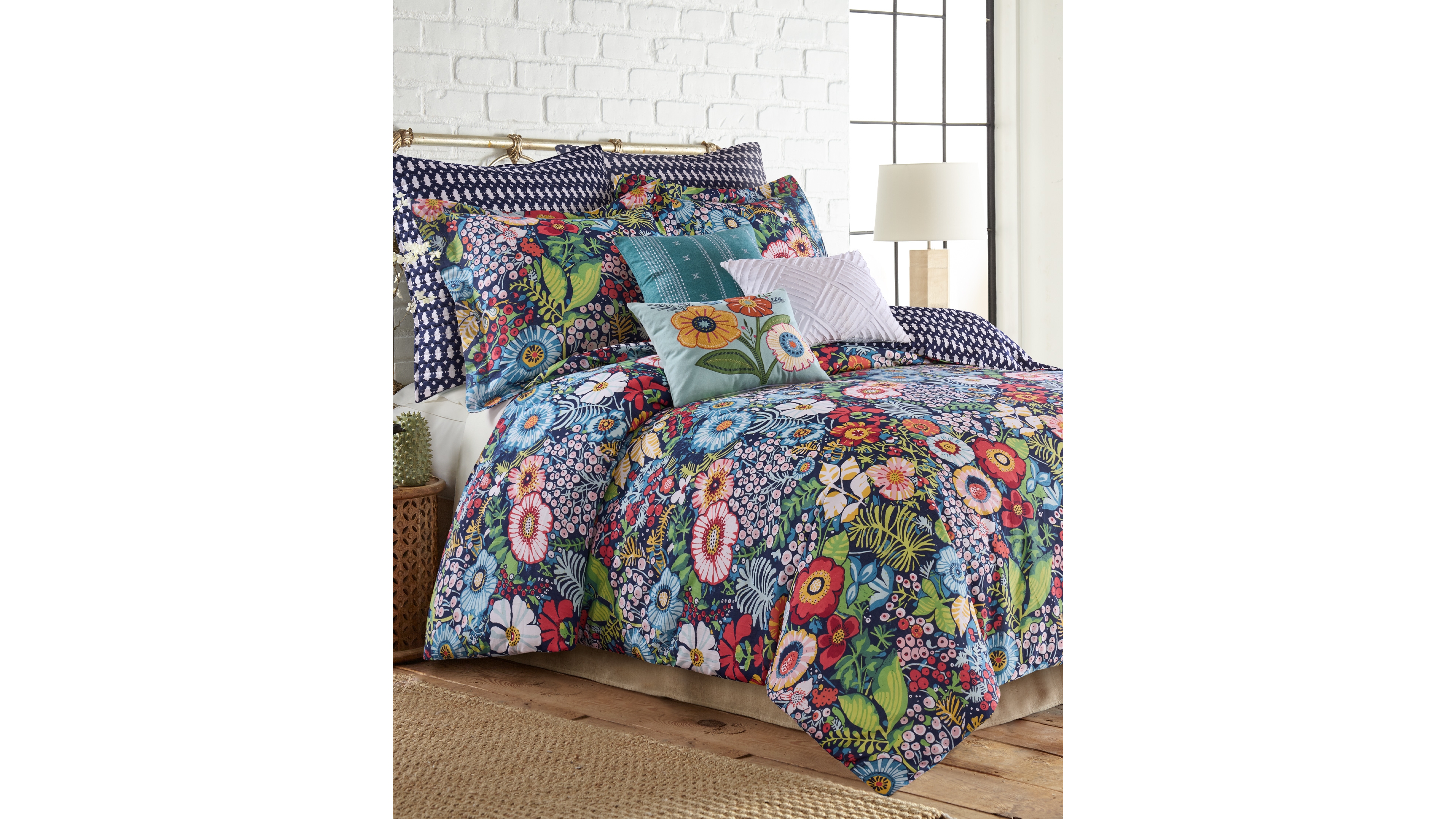Levtex Home Night Garden Reversible 3-Pc. Duvet Cover Set, Queen