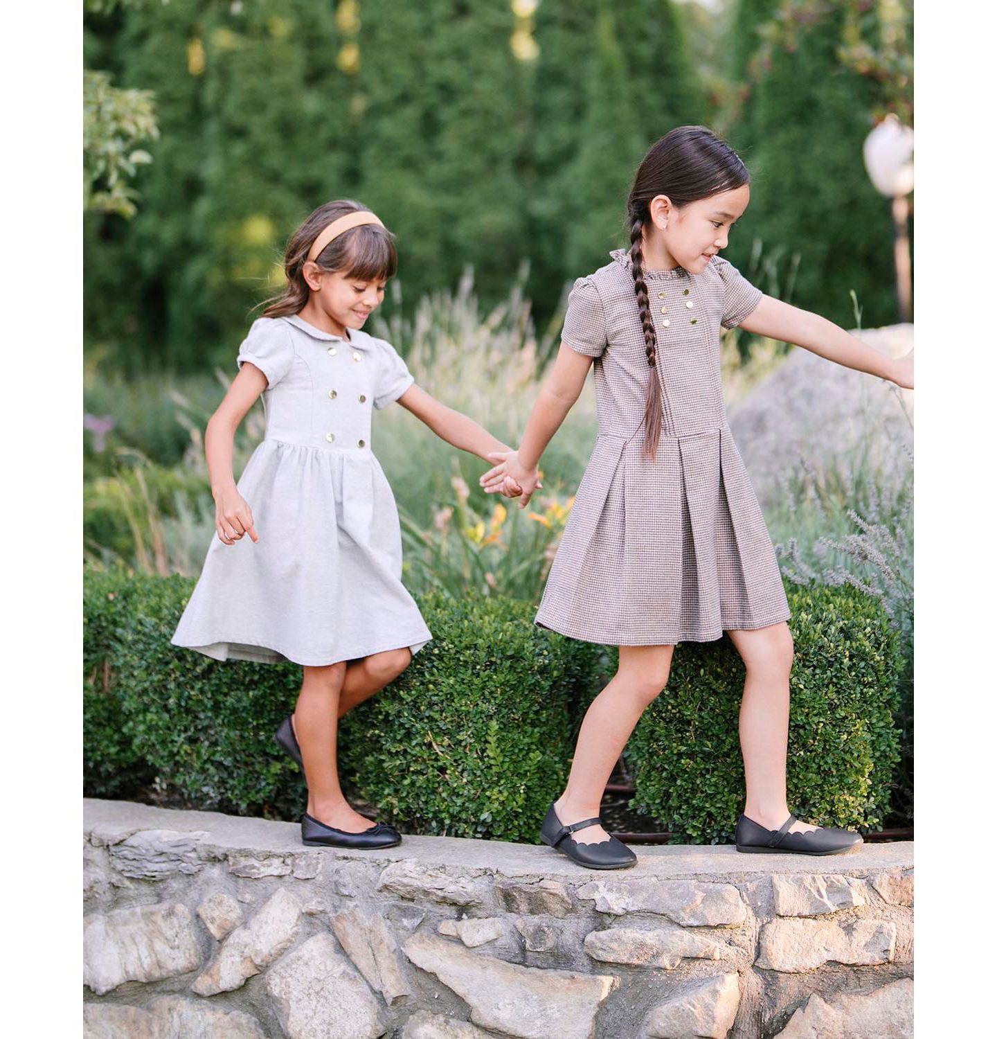 Платье Hope & Henry Organic Double Breasted Flannel Dress with Collar для девочек, цвет: Серый меланжевый — фото 3