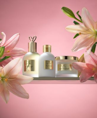 Her Heritage Soy Candle, 4.5 oz.