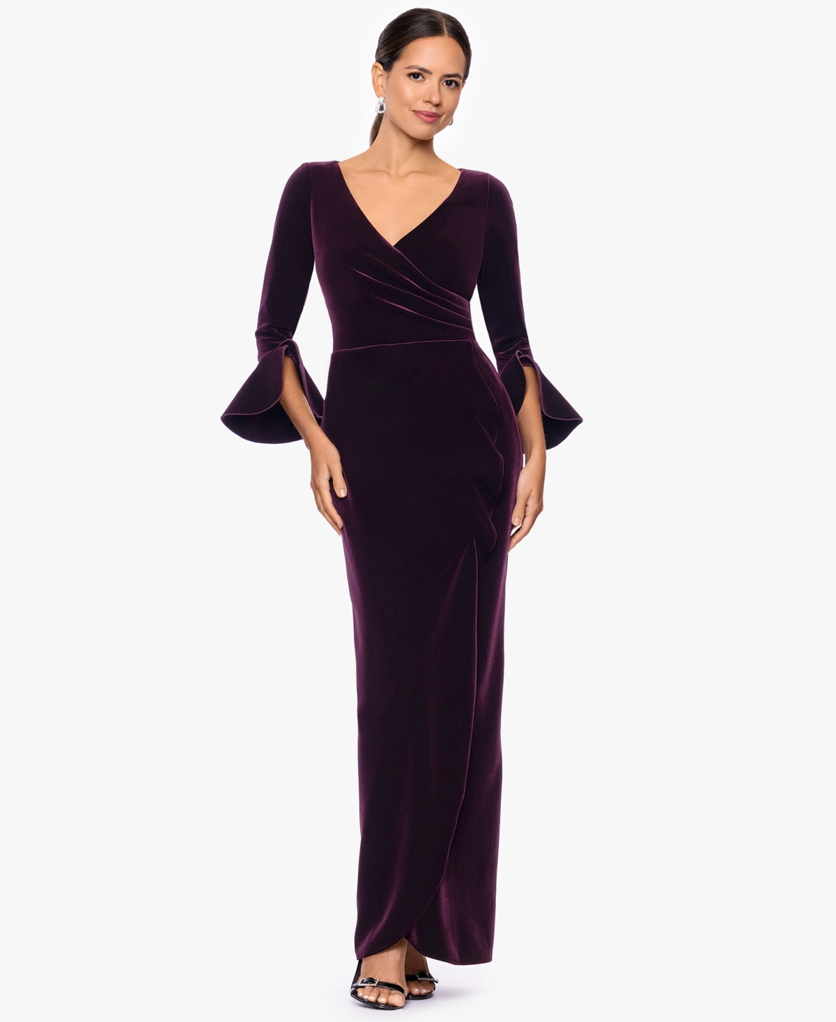 Betsy & Adam Women's Velvet Long Sleeve V-neck Gown In Burgundy