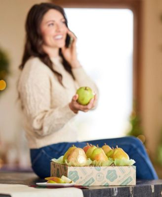 Royal Riviera Christmas Pears, 5 Pounds