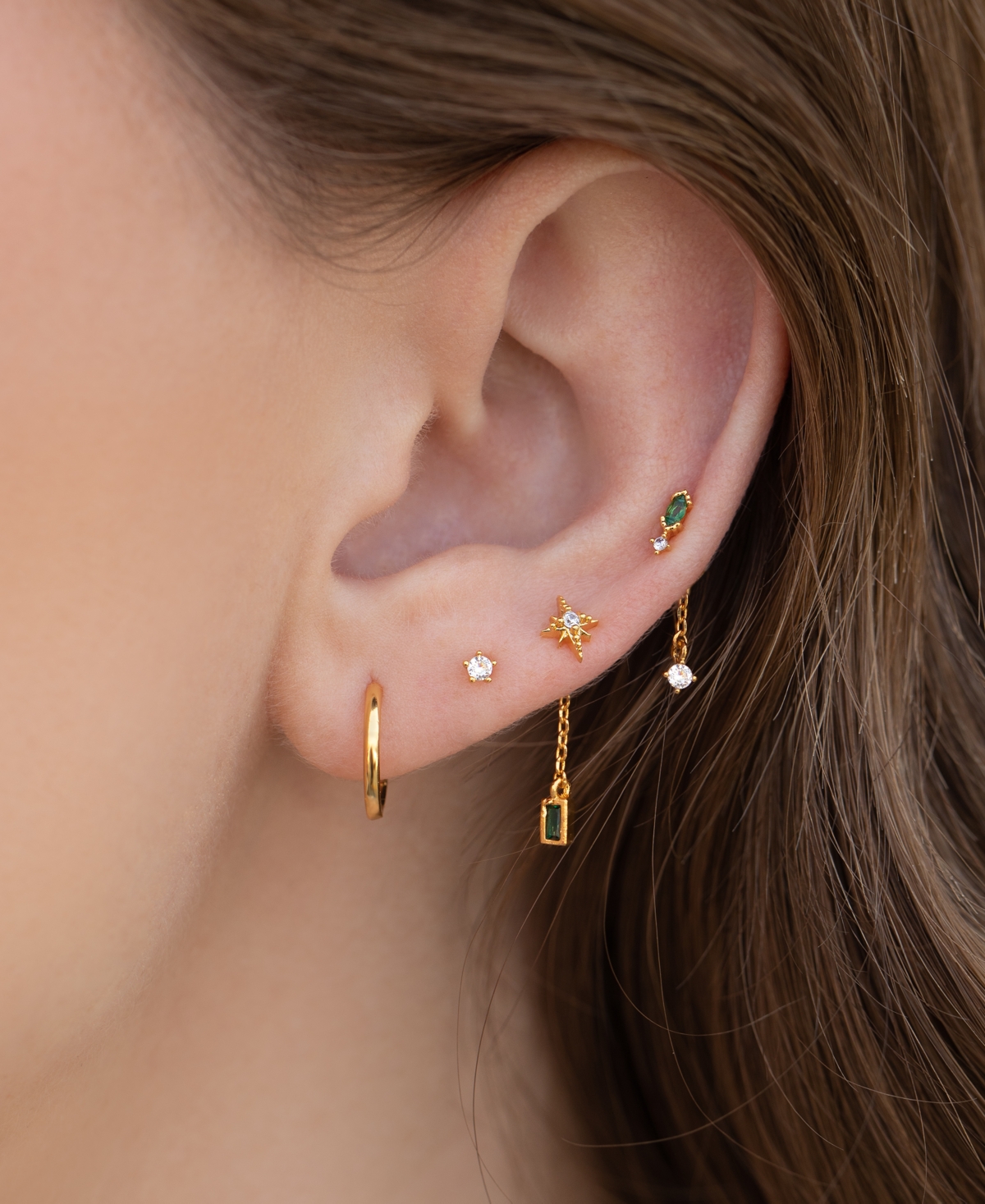 Girls Crew Crystal Gold Plated Emerald Dreamscape Interchangeable Earring Set In Gold