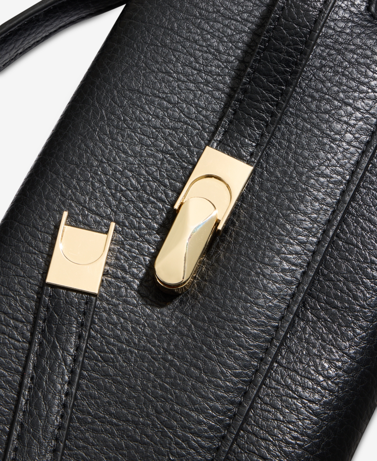 I.n.c. International Concepts Avahh Sculpted Clutch