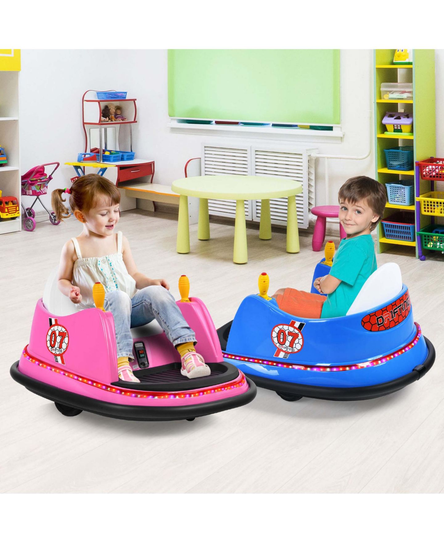 Детская игрушка Costway 12V 360° Spin Remote Control Ride-On Bumper Car, 44 lb. Capacity, Ages 2-5, цвет: Синий — фото 2