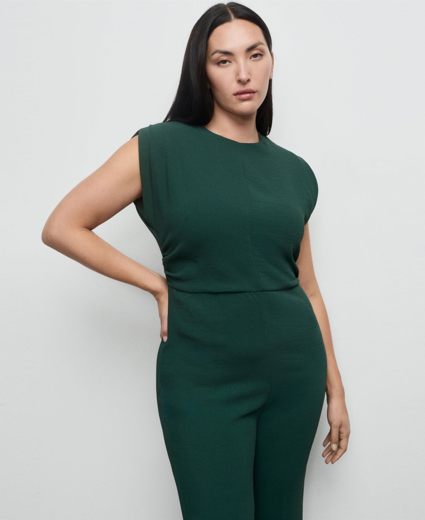 Женский комбинезон MANGO Ruched Long Jumpsuit, цвет: Зелёный — фото 6