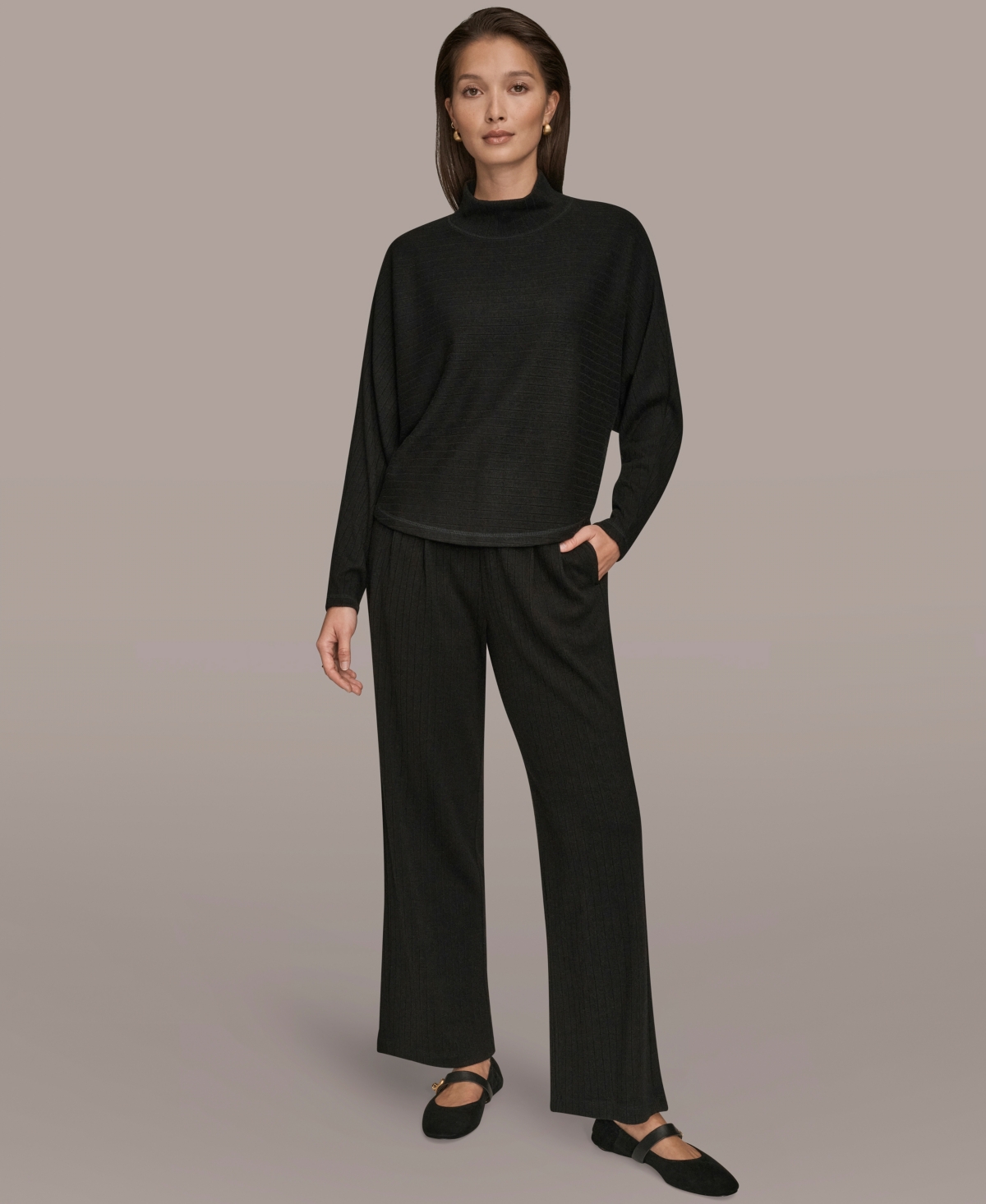 Donna Karan Weekend Women's Crew Neck Top In Black