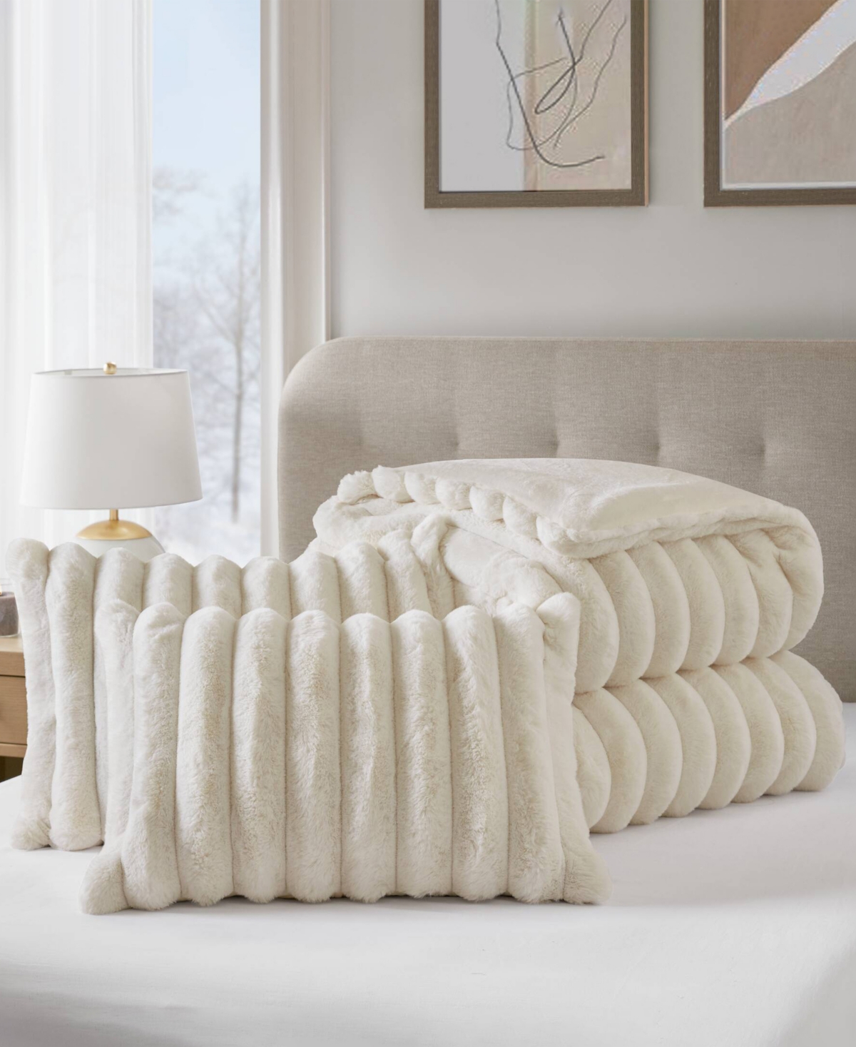 Madison Park Jasmine Faux Fur Reverse To Velvet 3-pc. Comforter Set, King In Neutral