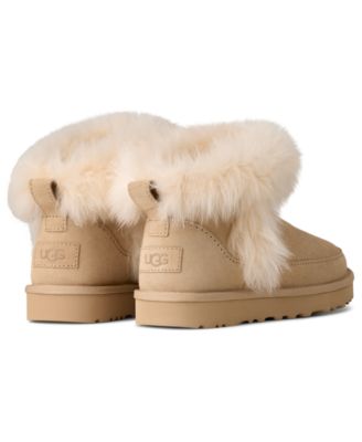 UGG Women's Classic Ultra Mini Chalet Round Toe Boots