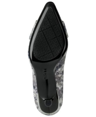 Women's Nashbrook Slip On Pumps