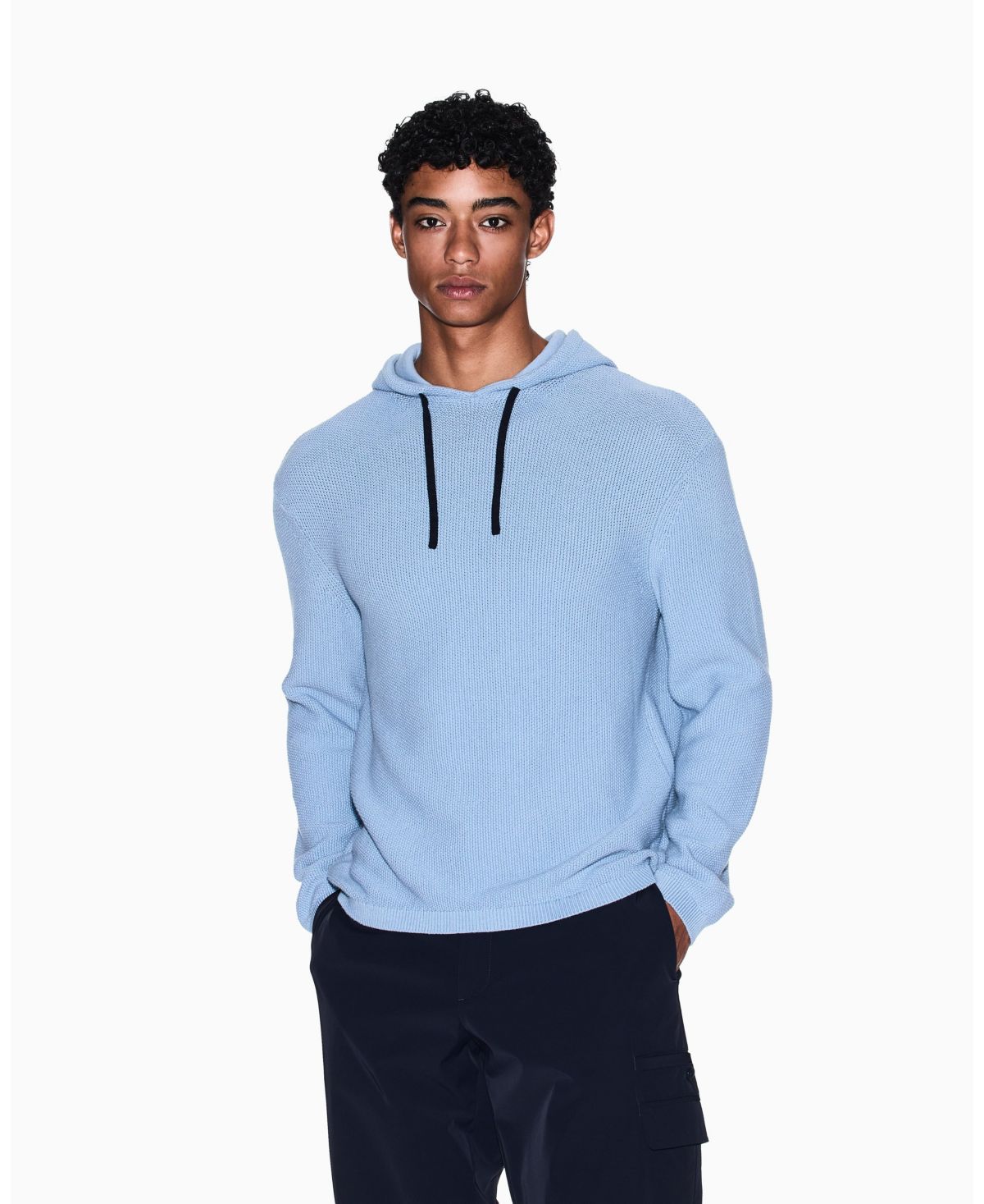 Мужской свитер с капюшоном из вафельной вязки