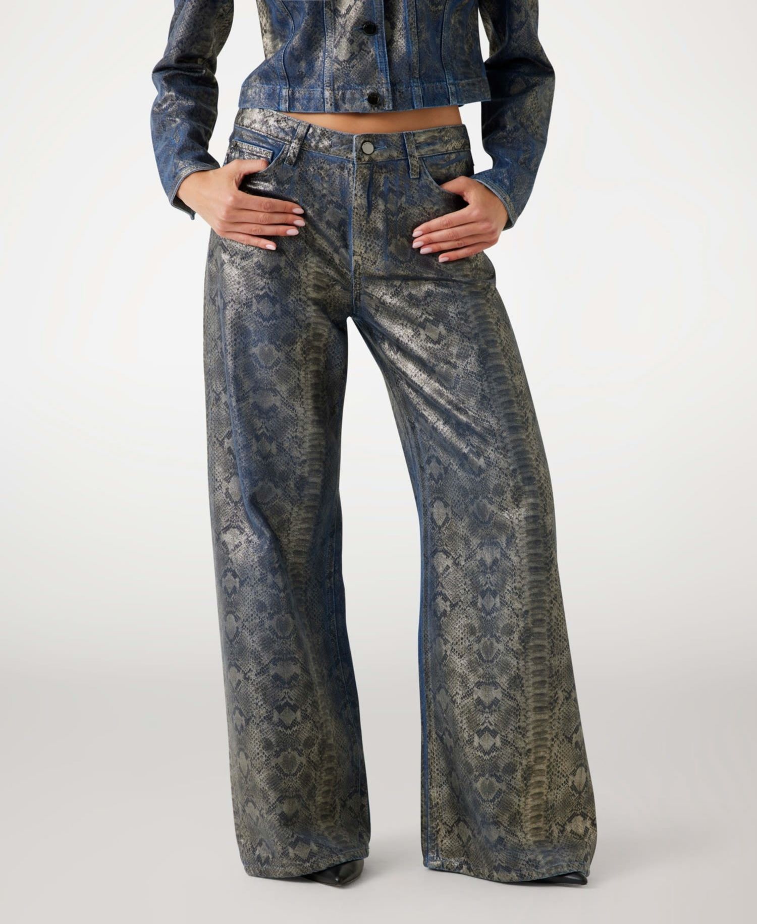 Women's Bellflower Wide-Leg Jeans
