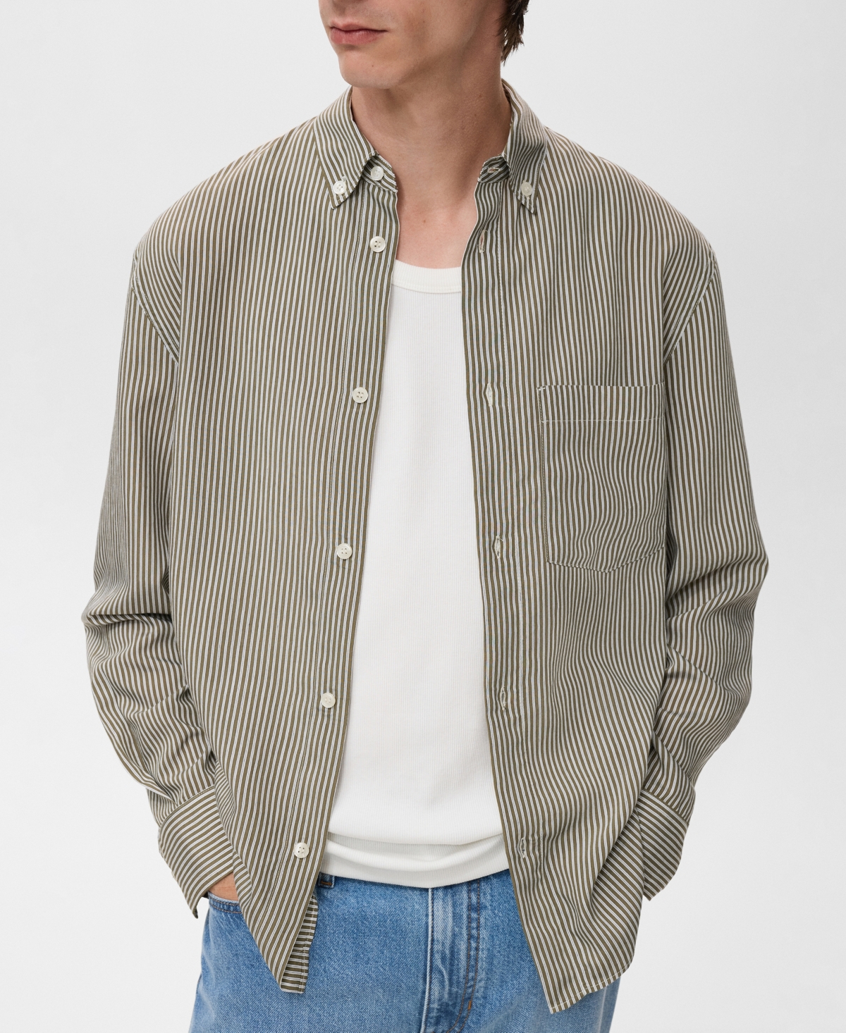 Mango Men's Regular Fit Striped Print Shirt